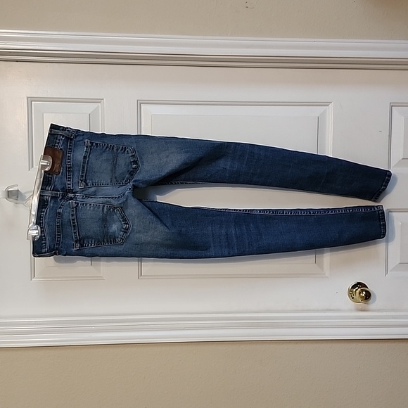 Hollister Super Skinny Jeans - Picture 2 of 3